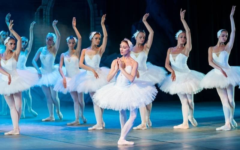 dancers